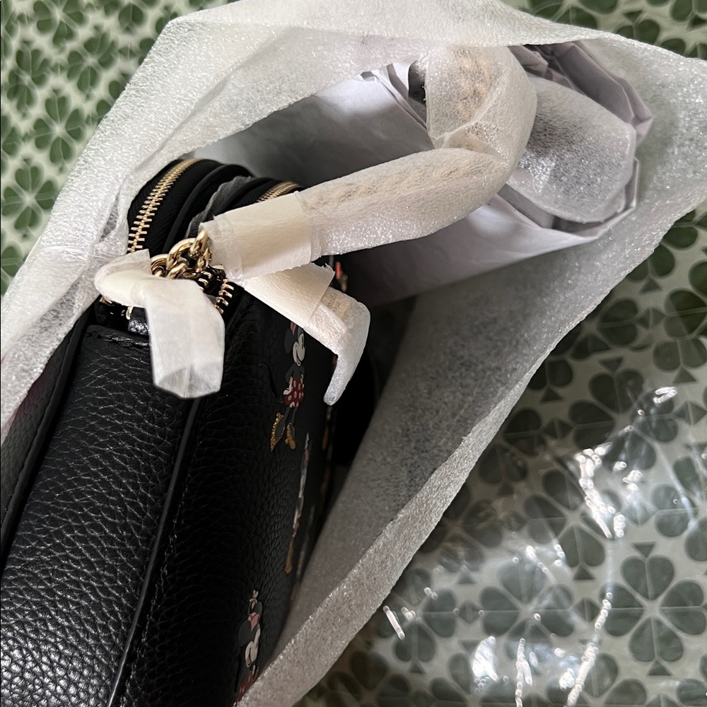 Brand New Kate Spade Minnie Mouse Double Zip Crossbody Purse - Picture 15 of 16
